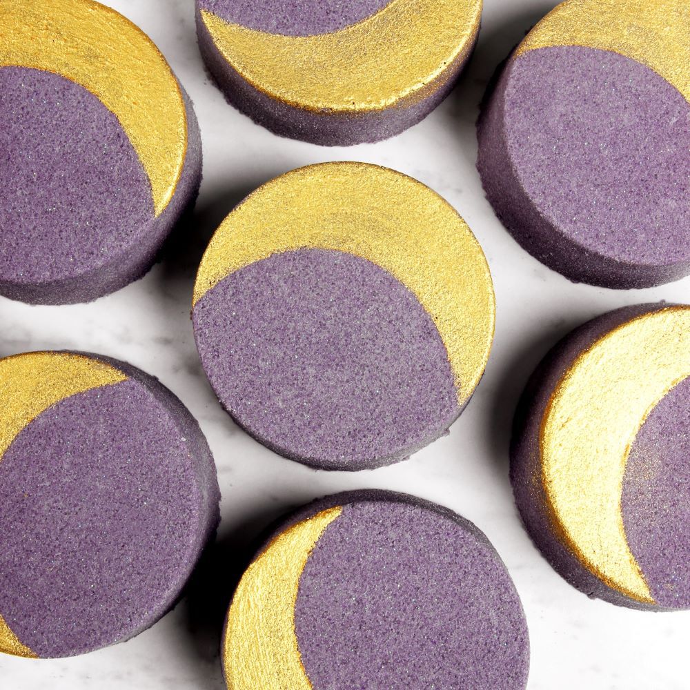Crescent Moon Bath Bomb Project | Bramble Berry